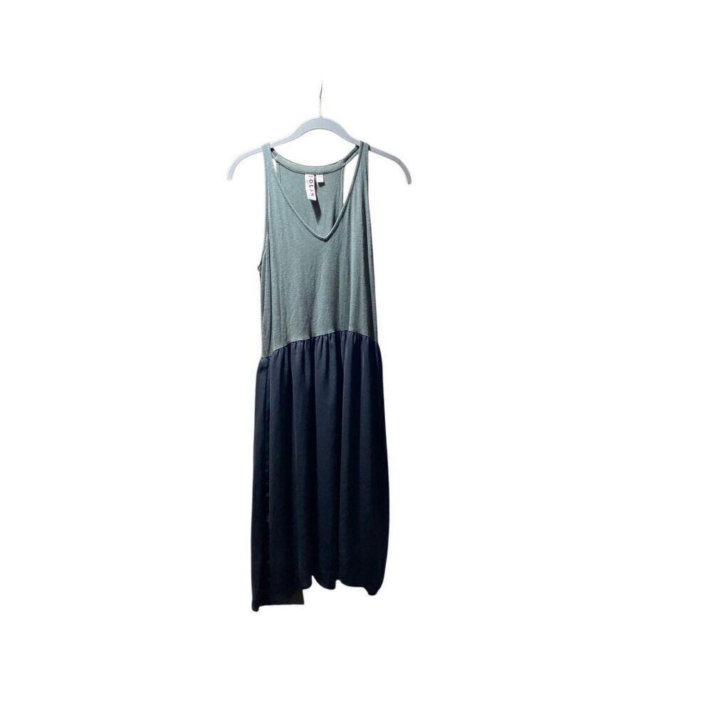 Dolan women’s left Coast sienna V-neck tank, dress size, small arm green, and bl